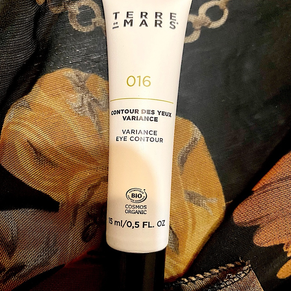 ✨ Smoothing & Firming Organic Eye Cream with Coffee Extract ✨ new and unused